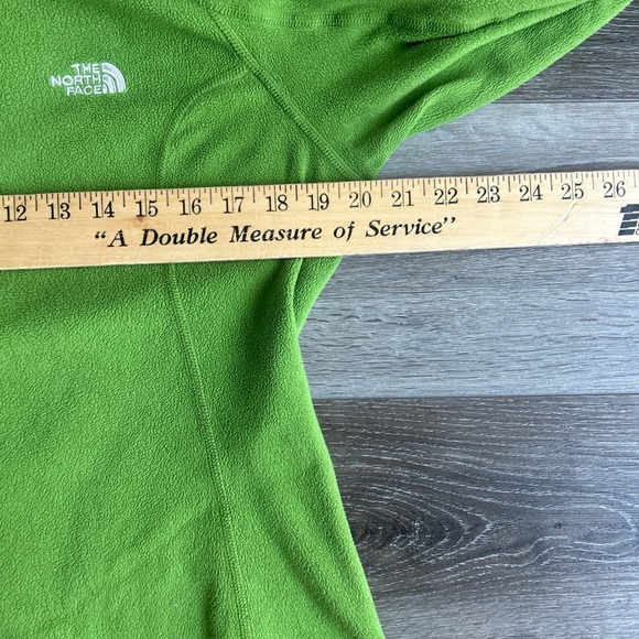 The North Face fleece Quarter Zip Green Medium - Picture 8 of 10